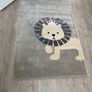 Beautiful children's rug - excellent condition Image 3