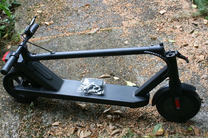 Niubility Adult Electric Scooter 36v Li-ion (works well)