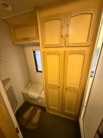 Abbey Gts Vogue 4 Birth Caravan