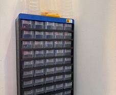 Small parts storage cabinet 300x135x525mm, Wall mountable, extra boxes