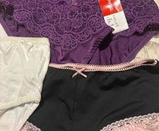Ladies pants