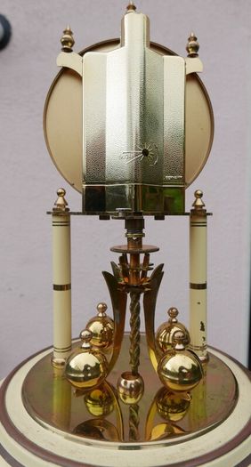 Vintage Kundo  Clock Made In Germany   Battery Operated (works well)