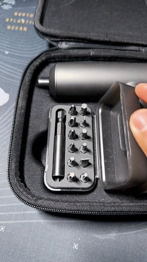 Xiaomi Mijia Cordless Rechargeable Screwdriver 3.6V 2000mAh Li-ion 5N.m Electric Screwdriver with 12pcs S2 Screw Bits for Home