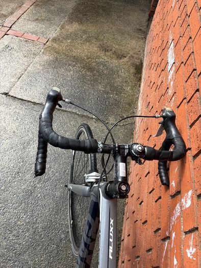 giant defy road bike