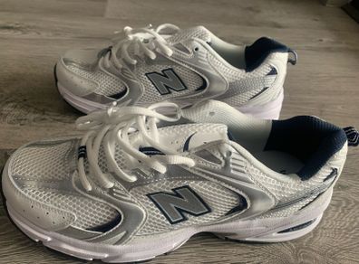 New balance runners