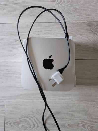 Apple Mac Mini M1