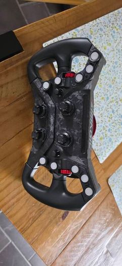 Simagic Alpha EVO 12nm +Simagic Neo X Hub + 2 wheels & Simjack Pedals