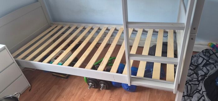 Bunk Beds 200 or nearest offer