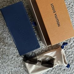 Louis Vuitton Attitude sunglasses
