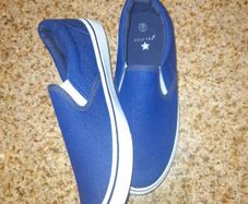 Boys shoes, size 3