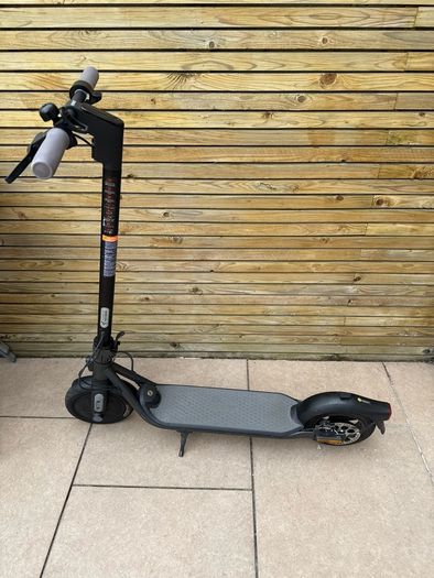 Segway ninebot F25 scooter for sale