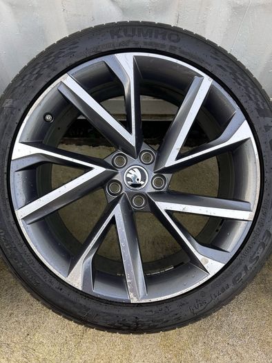 Genuine Skoda Vega Sportline 20" Alloy Wheels