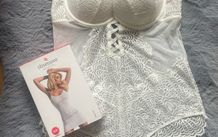 Lingerie accessories