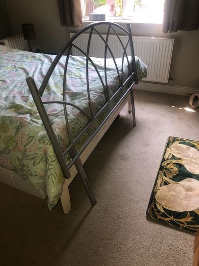 Headboard doublebed
