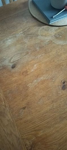 Solid Wood Dining Table (+6 chairs)