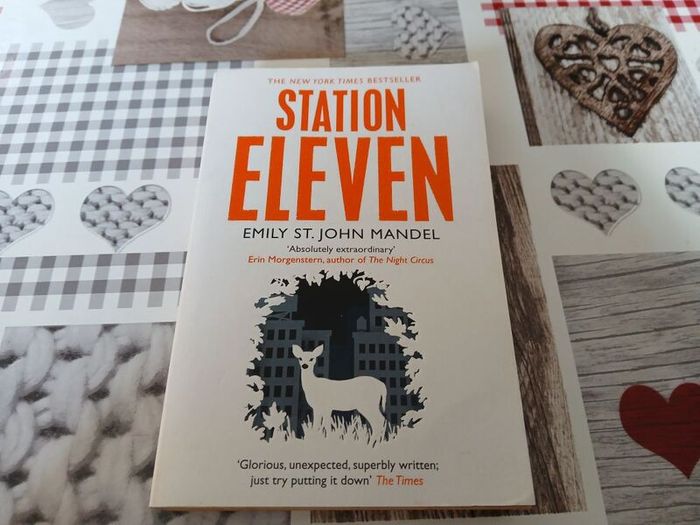 Station Eleven Emily St. John Mandel