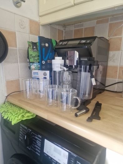 delonghi eletta explore coffee machine
