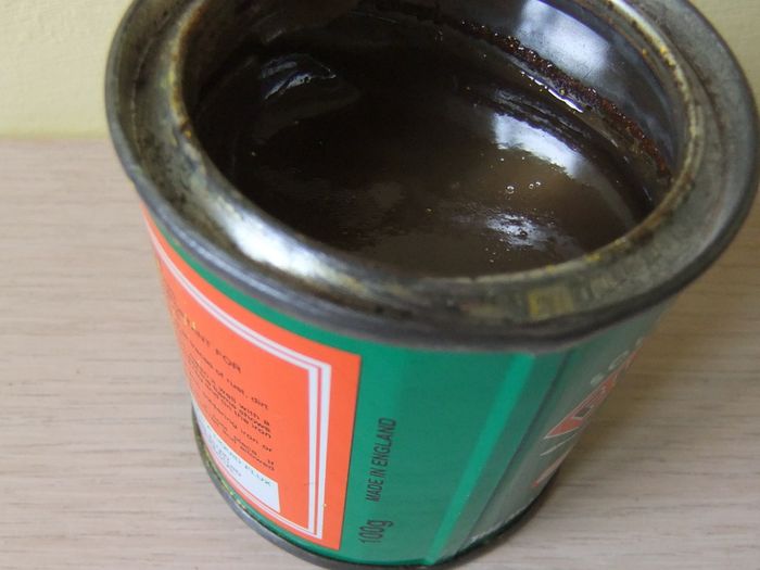 Old Tin Off Fluxite 100G