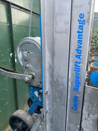 Genie SLA 10 lift