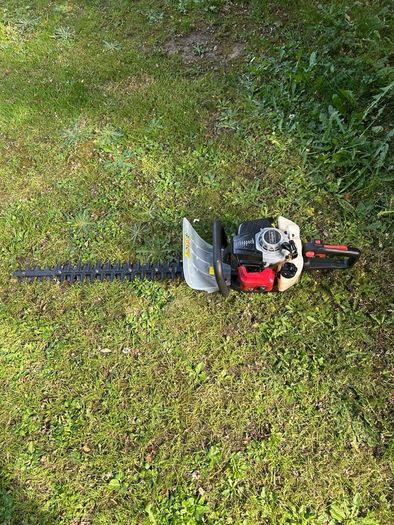 Petrol hedge cutter (not working!)