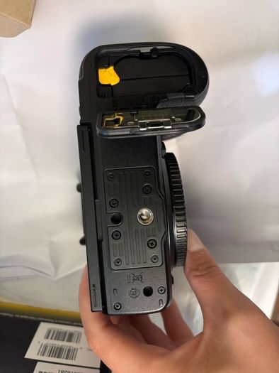 Mirrorless camera Nikon Z5 + NIKKOR Z 24-70mm f/4 S lens