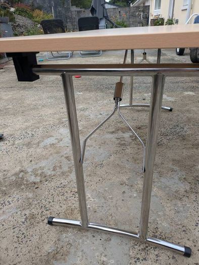 folding meeting table