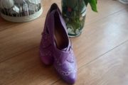 Retro style shoes
