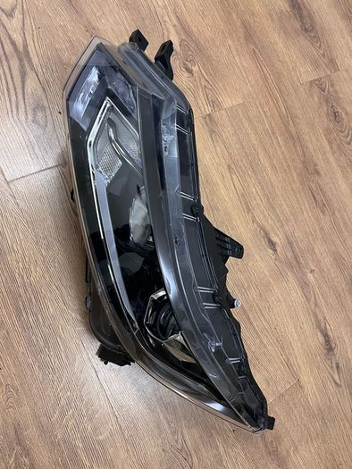 nissan qashqai headlight
