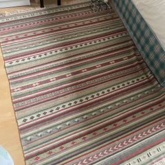 Area rug