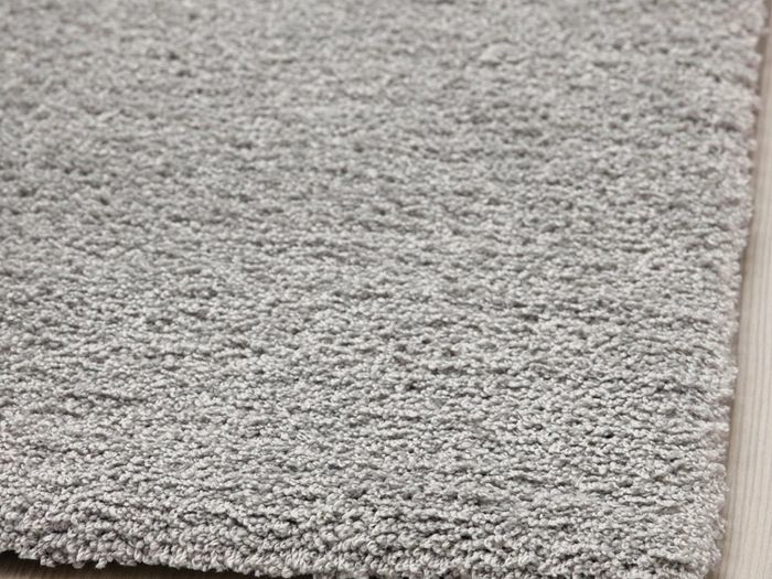 Low pile light grey rug 2x3m