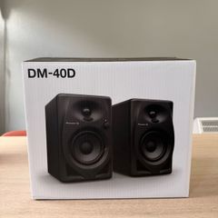 Pioneer DJ DM 40D Studio Monitor Speakers Brand New