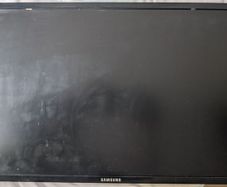 Samsung 24" Full HD Monitor HDMI / VESA Mount