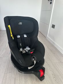 Britax Romer M i-size Universal IZOFIX carseat