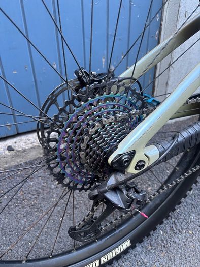 Full Suspension Carbon Mtb