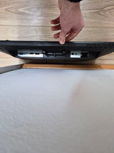 21.5 inch monitor