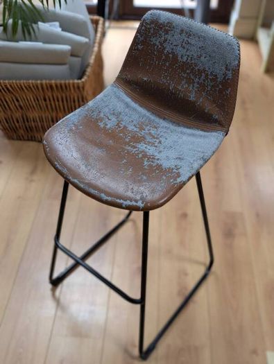 kitchen counter stools / bar stools (pair)