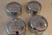 Mitsubishi Pajero hub caps