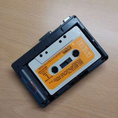 AIWA HS-T210A Walkman Cassette Player