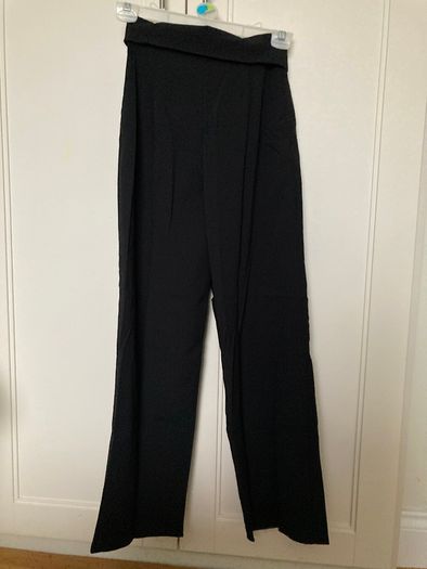 Asymmetrical wide leg trouresr size xs uk 4/6