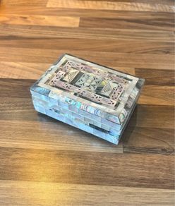Vintage Bethlehem Mother of Pearl Jewellery Box