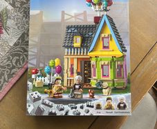 Lego Disney Up House