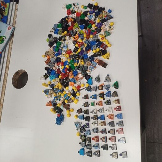 minifigure parts with issues