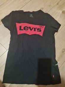 womens levis t shirt