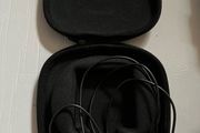 Sennheiser Momentum earphones hard case cover