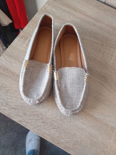 Flat linen look loafers size UK 3