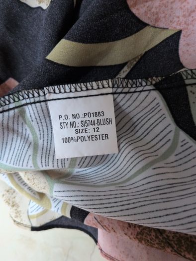 Girl In Mind Dress.   S. 12.  New - No Tag.
