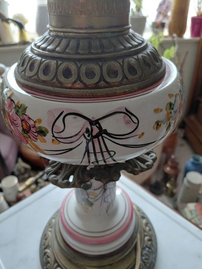 Antique table lamp habd painted ceramic body with ornate brass base works