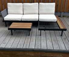 Garden Set with extra cushions and cover - like new