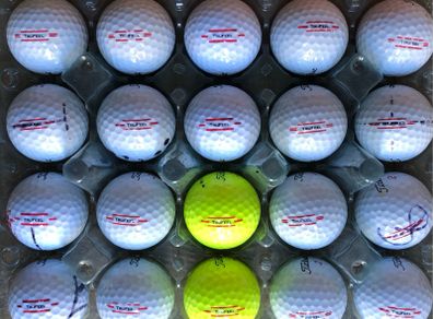 20 used Titleist Trufeel grade B golf balls
