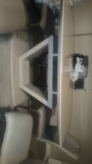 kitchen table and chairs
